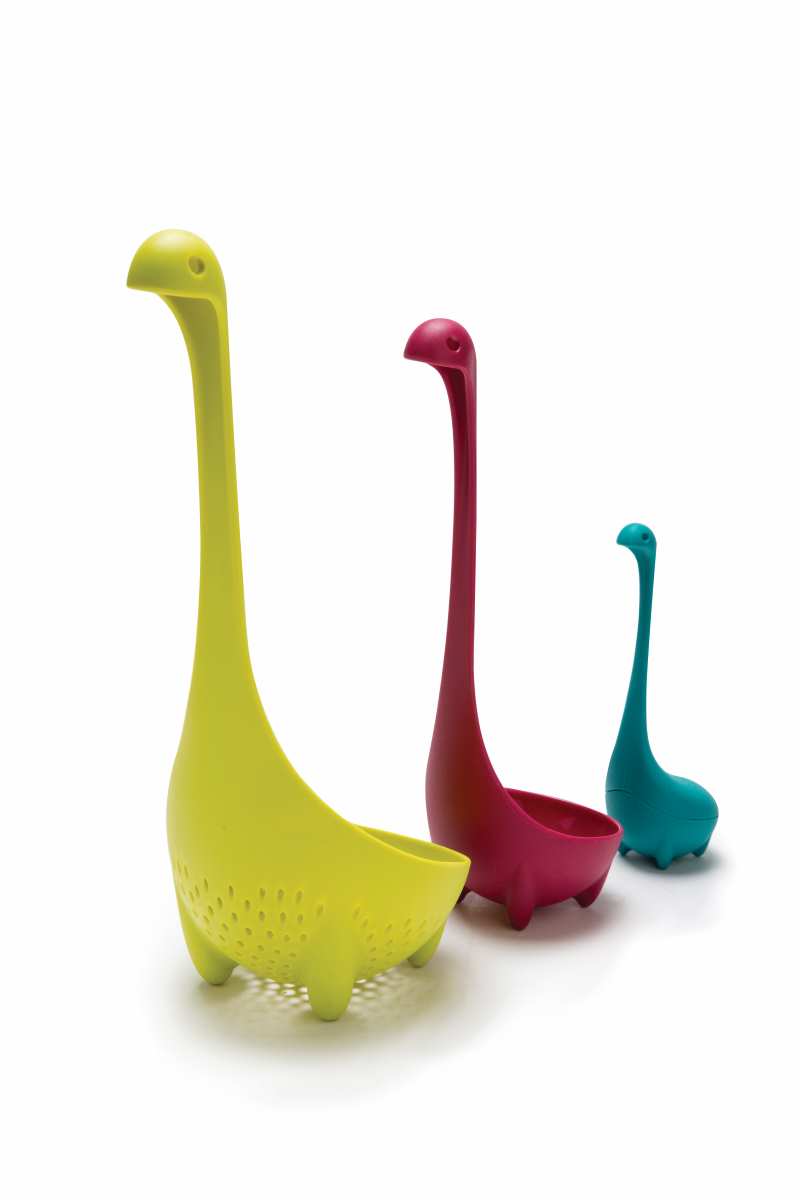 NESSIE FAMILY - The Nessie Family As Perfect Kitchen Helpers