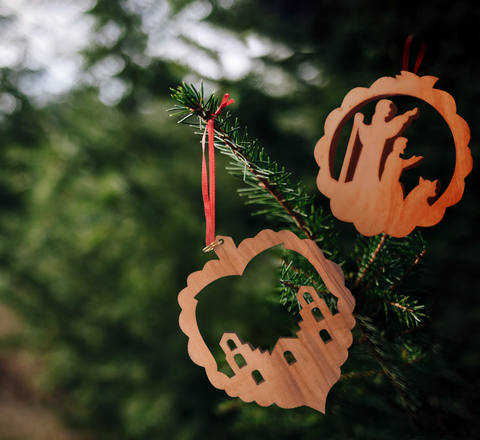 Wunderschöner Weihnachtsschmuck aus Olivenholz