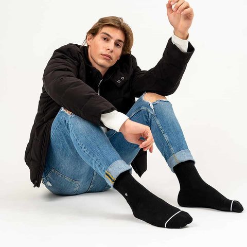 Socken: Motiv “Leere Leinwand in Schwarz“