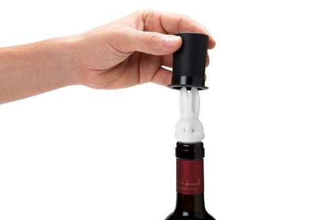 Barney Wine Bottle Stopper and Pourer